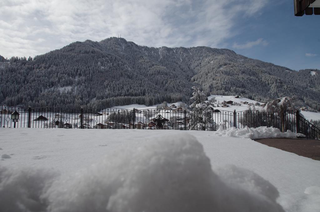 Villa Hubertus Urtijëi Buitenkant foto